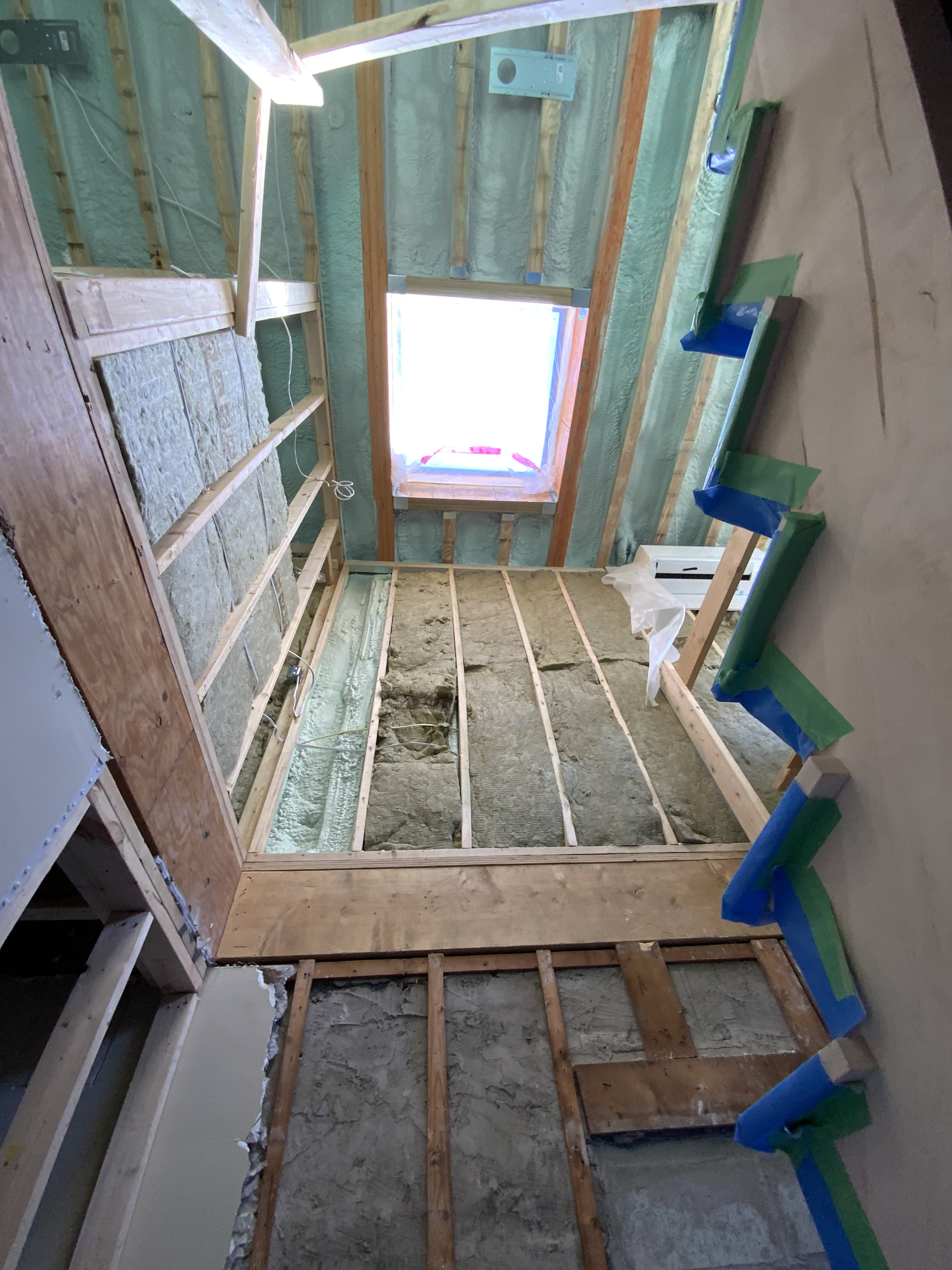 Closed cell spray foam on exterior walls